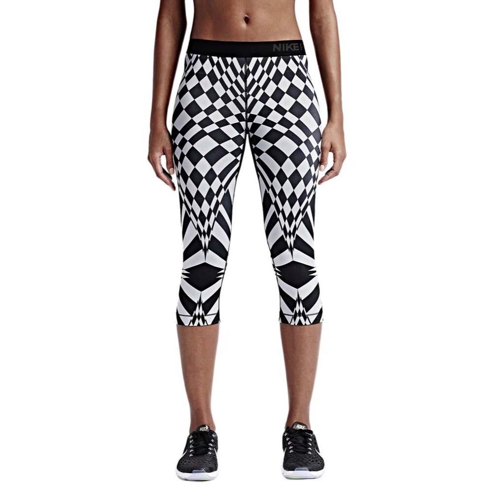 NWT Nike Pro Capris